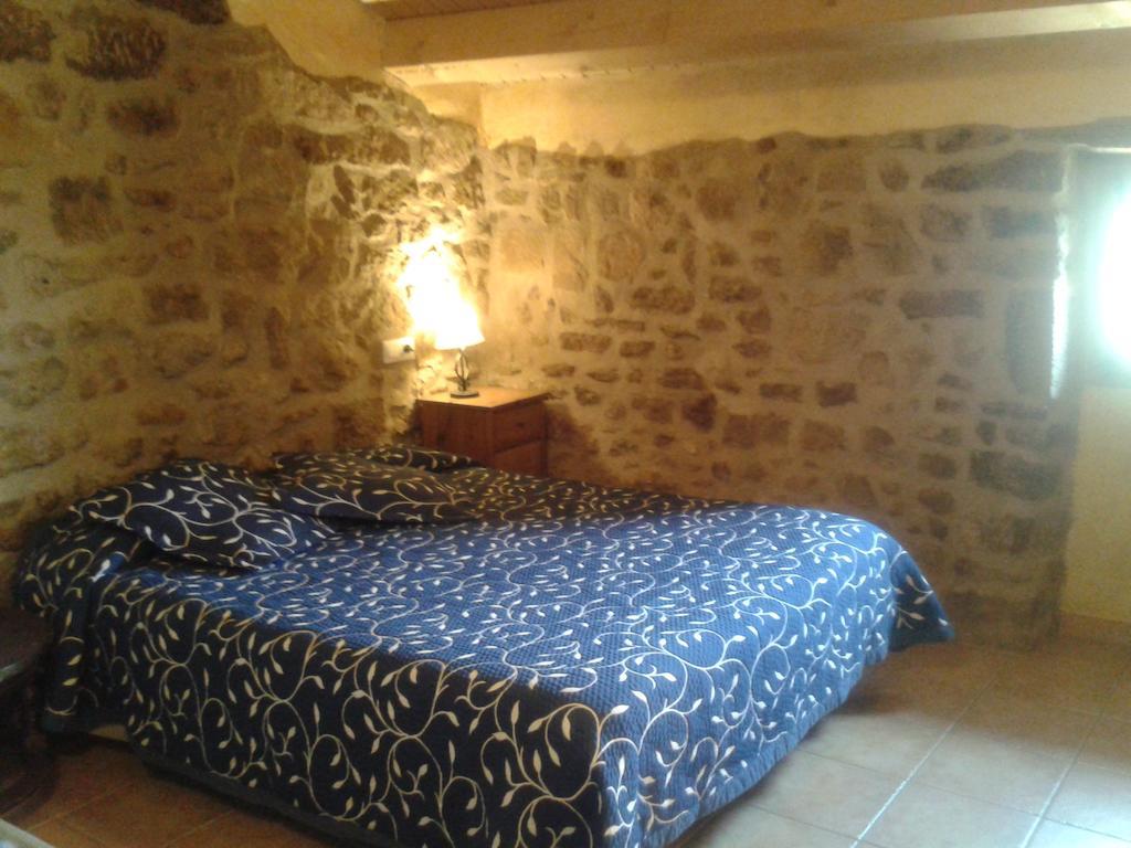 Hôtel Casa Angrill à Oliana Extérieur photo